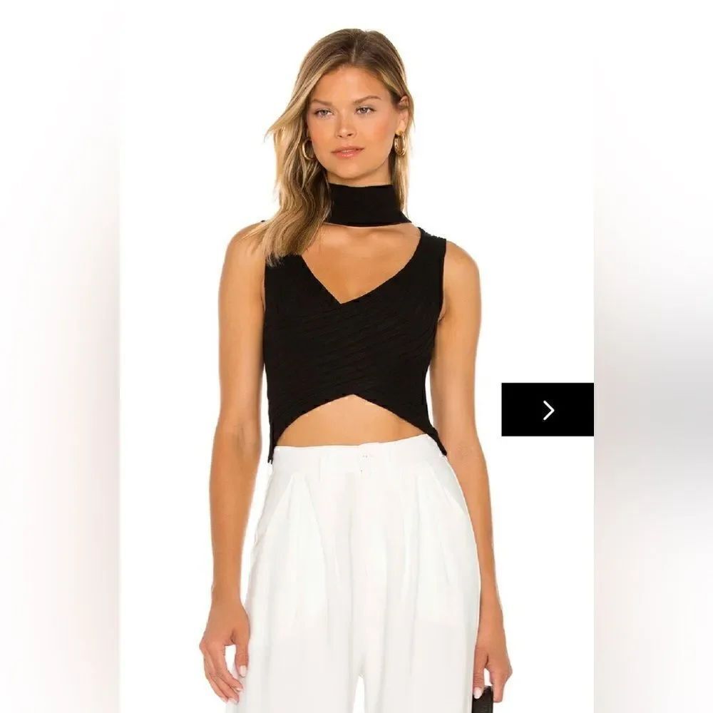 NWT superdown alora wrap top